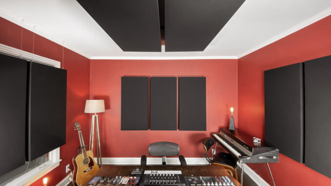 7 Tips On How To Soundproof Room Acoustically